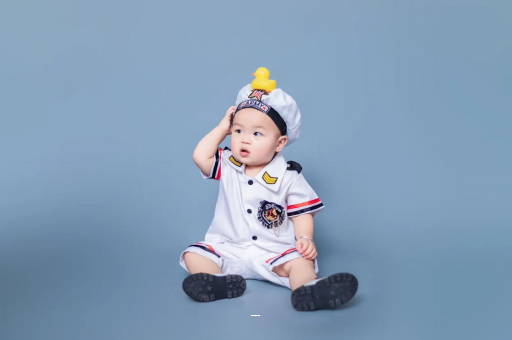 日喀则宝宝老摇头怎么回事